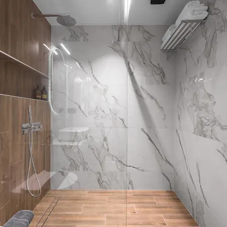 No9, Chic & Modern 2bdr In The Centre Of Apartment Thessaloniki