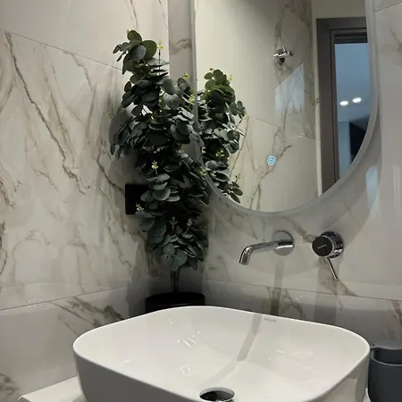No9, Chic & Modern 2bdr In The Centre Of Apartment